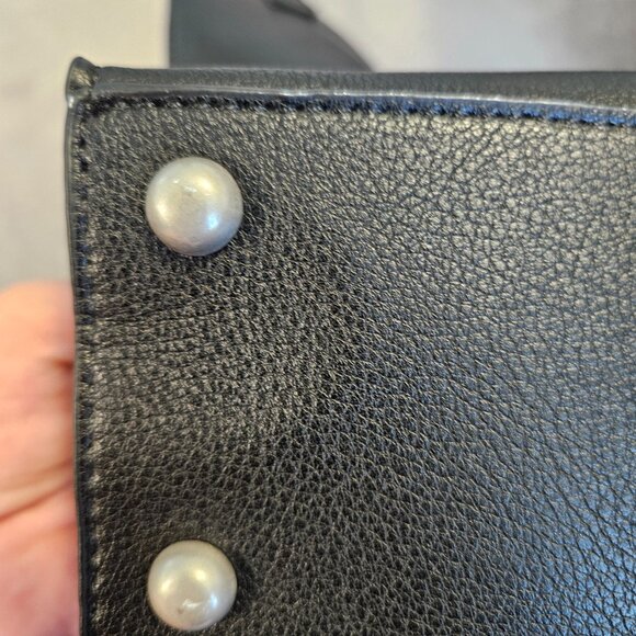 Pixie Mood Alicia Tote Bag - Black Vegan Leather - Picture 11 of 14